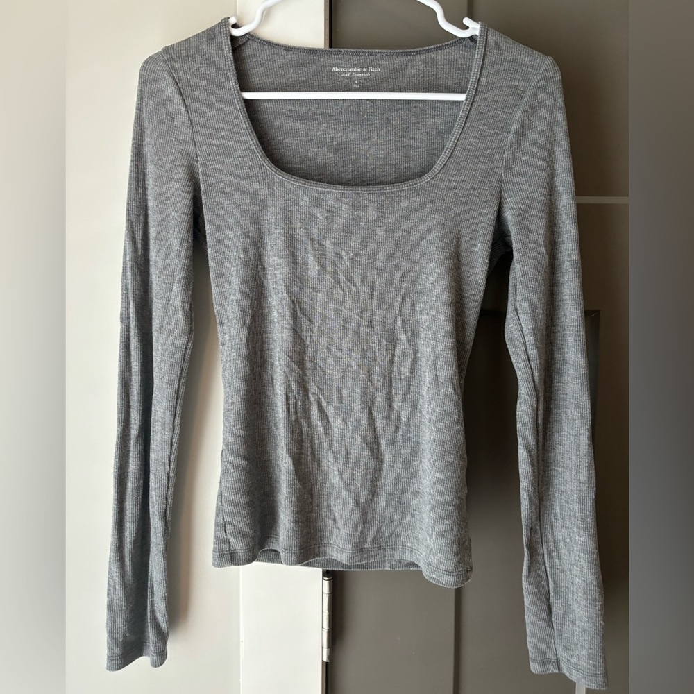 Long-Sleeve Featherweight Rib Tuckable Squareneck Top